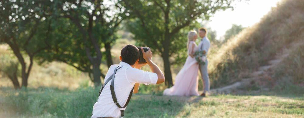 how-much-does-a-wedding-photographer-cost